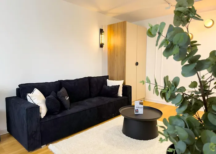 Salonik Pod Ksiazem By Liberta Rent * Świebodzice