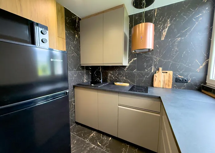 Salonik Pod Ksiazem By Liberta Rent Świebodzice